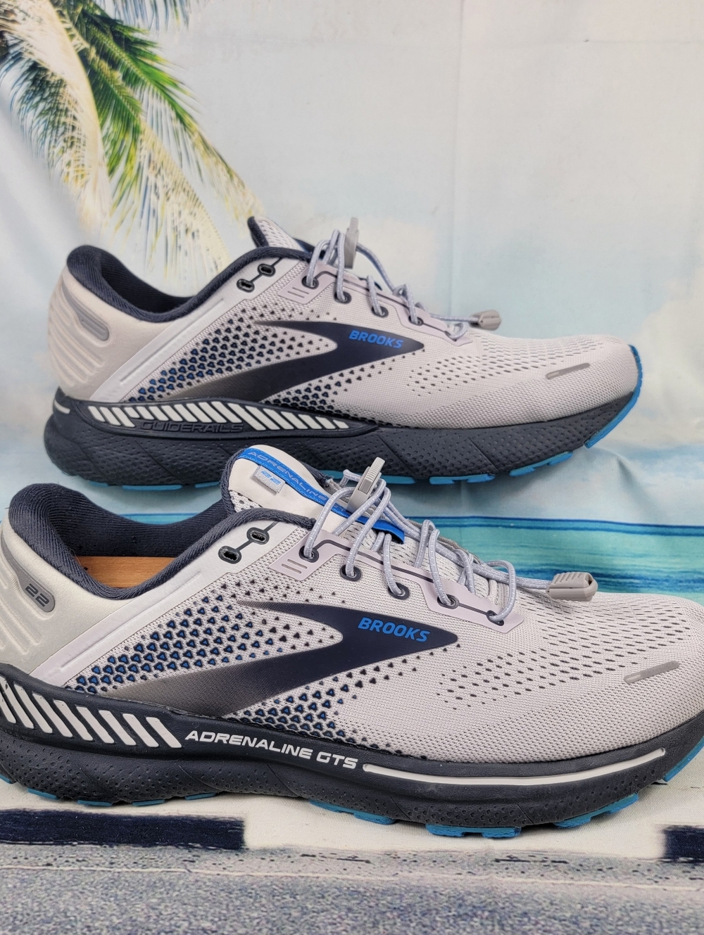 Brooks Adrenaline GTS 22 Mens 13 - Picture 2 of 10